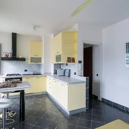 Lovely Overlooking Lake Como By Rent All Como Apartment *